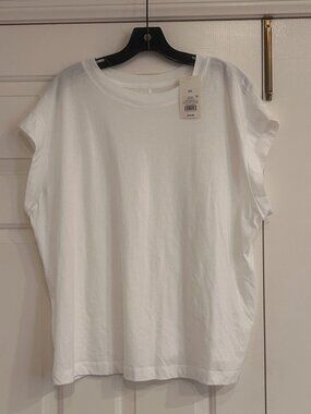 A New Day White T-shirt XXL NWT